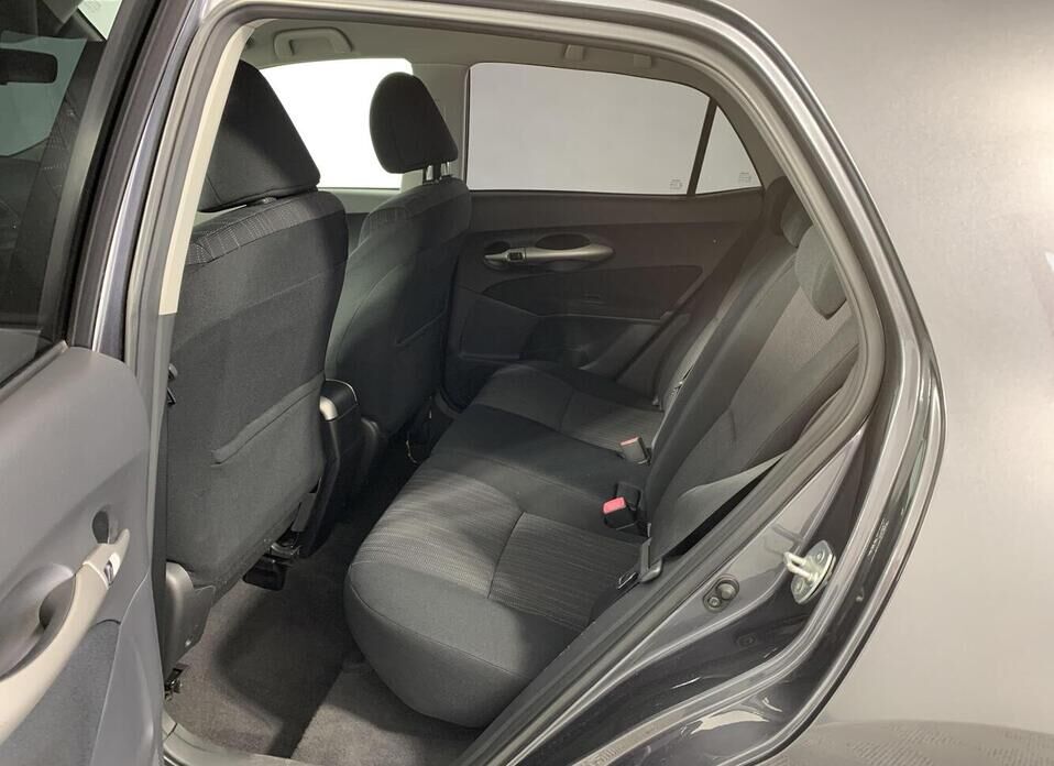 Toyota Auris, I 1.4 MT (97 л.с.)