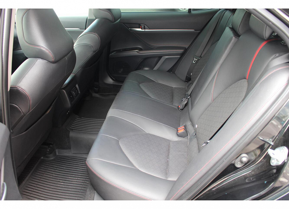 Toyota Camry, VIII (XV70) Рестайлинг 3.5 AT (249 л.с.)