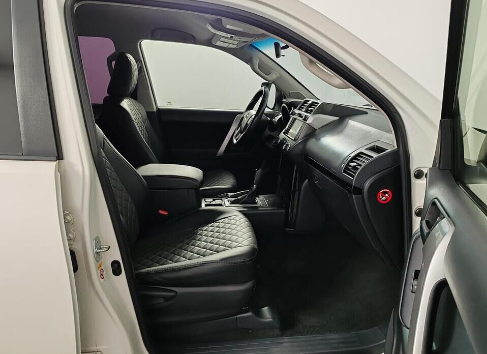 Toyota Land Cruiser Prado, 150 Series Рестайлинг 1 2.7 AT (163 л.с.) 4WD