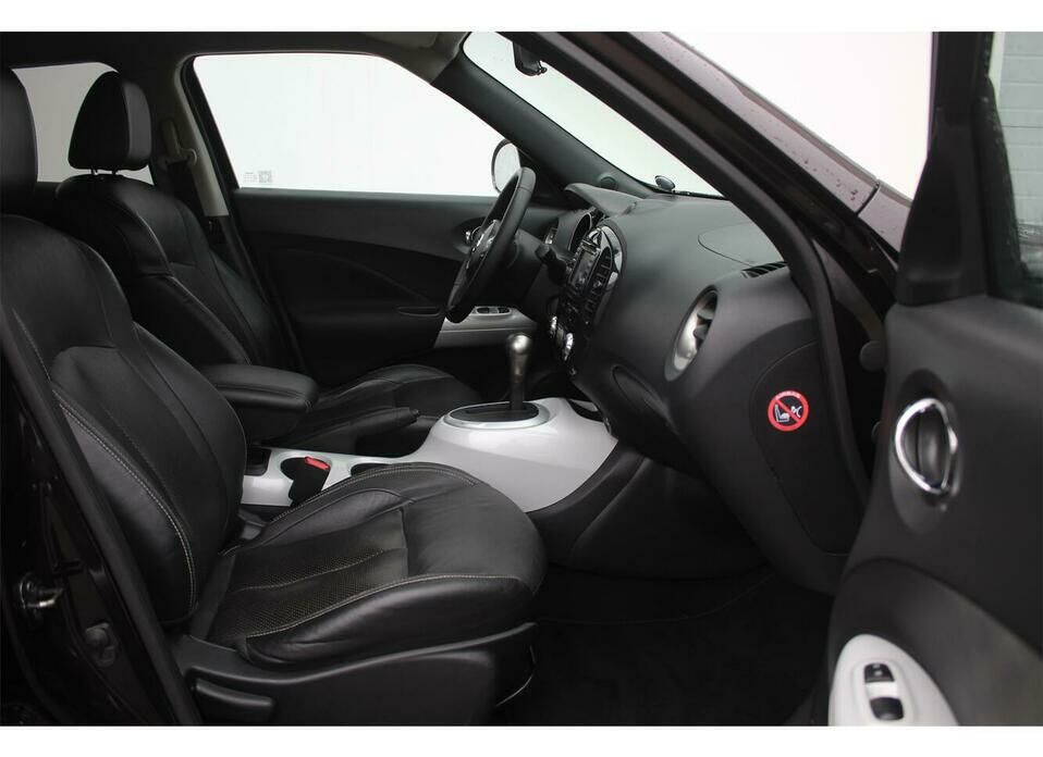 Nissan Juke 1.6 CVT (117 л.с.)