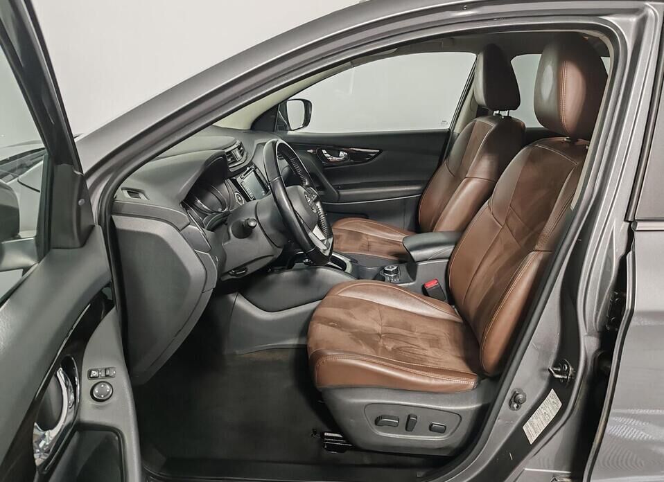 Nissan Qashqai, II Рестайлинг 2.0 CVT (144 л.с.) 4WD