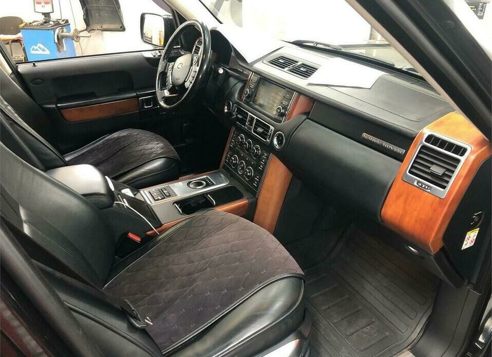 Land Rover Range Rover 4.4d AT (313 л.с.) 4WD