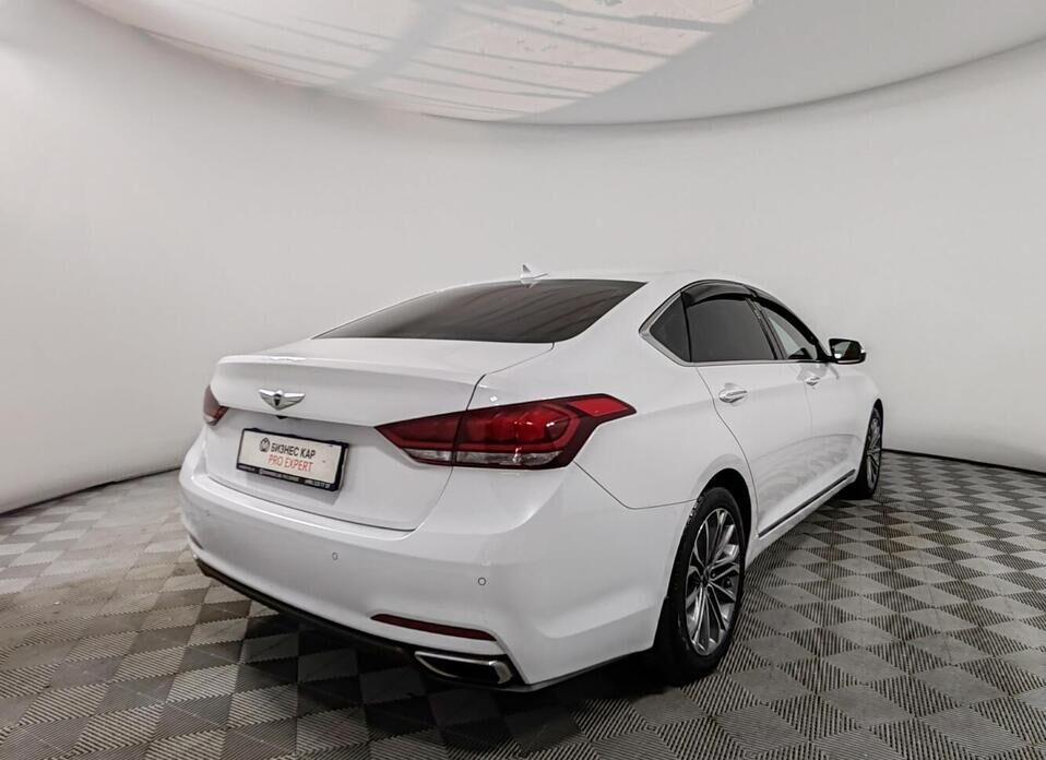 Hyundai Genesis, II 3.0 AT (249 л.с.) 4WD