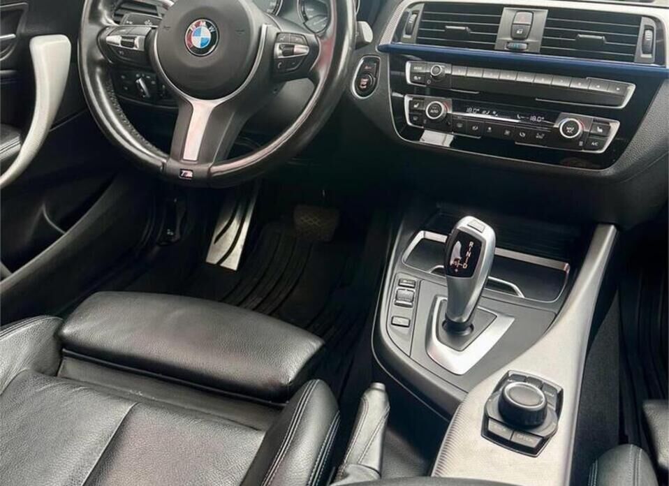 BMW 1 серии, II (F20/F21) Рестайлинг 2 118i 1.5 AT (136 л.с.)