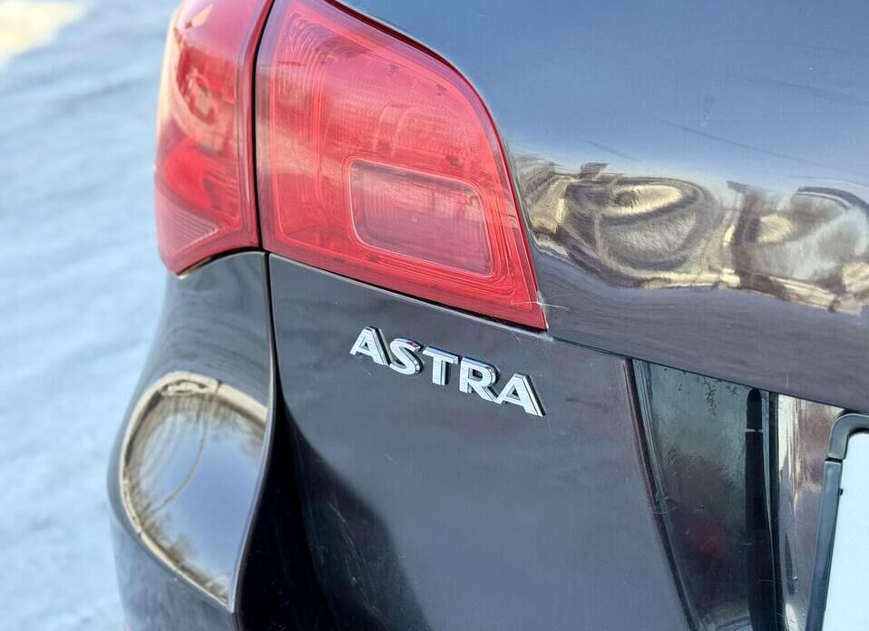 Opel Astra, J Рестайлинг 1.4 AT (140 л.с.)