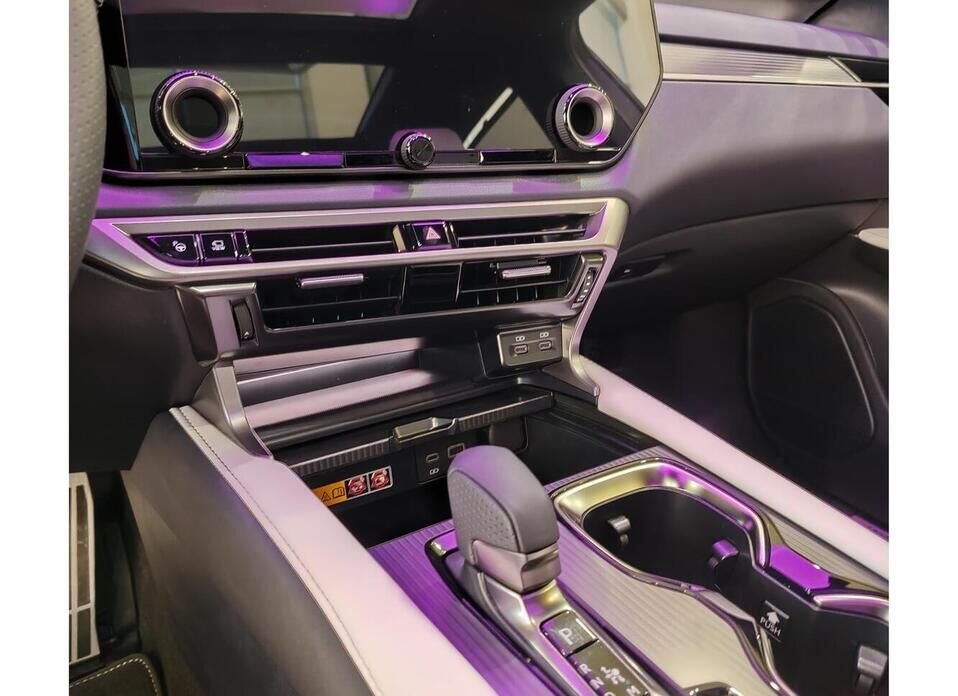 Lexus RX, V 500h 2.4hyb AT (371 л.с.) 4WD