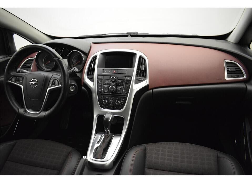 Opel Astra 1.4 AT (140 л.с.)