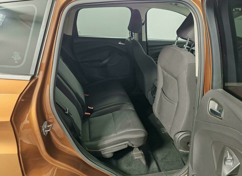 Ford Kuga 2.5 AT (150 л.с.)