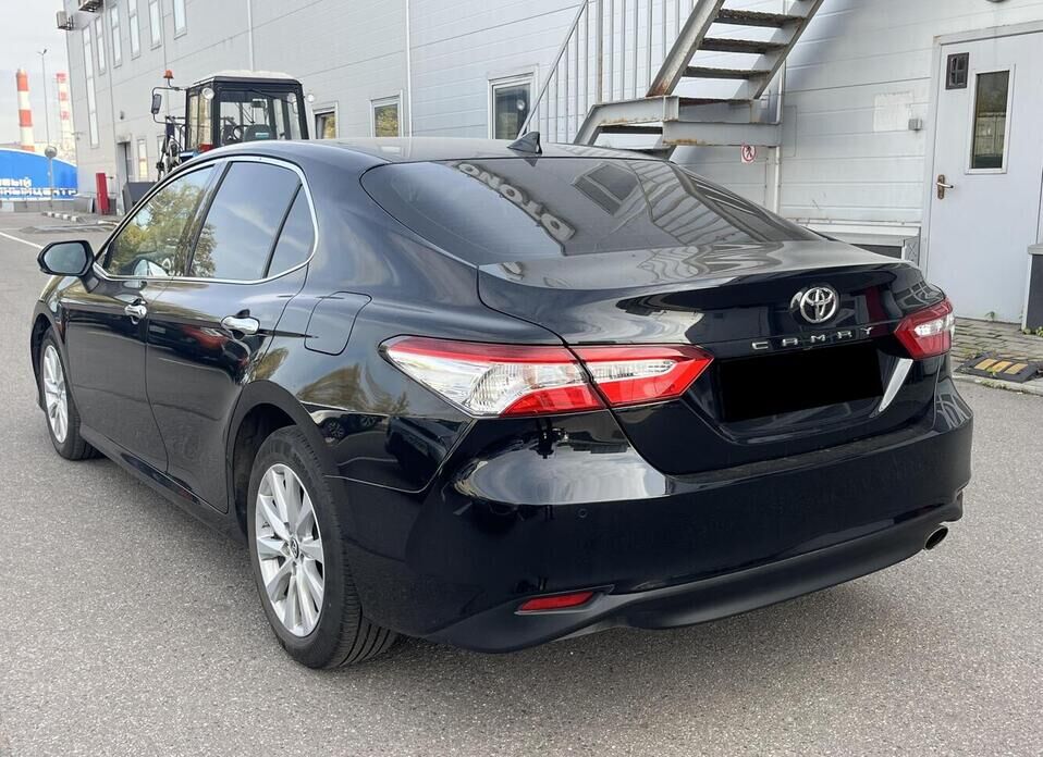 Toyota Camry, VIII (XV70) 2.5 AT (181 л.с.)