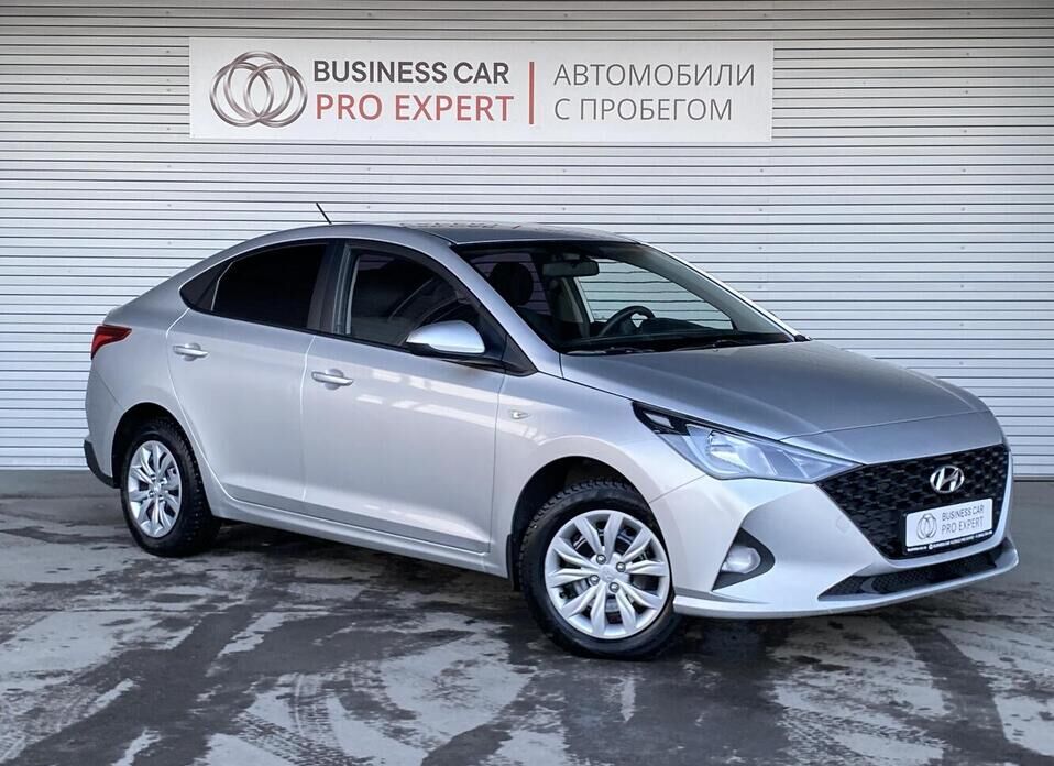 Hyundai Solaris, II Рестайлинг 1.6 MT (123 л.с.)