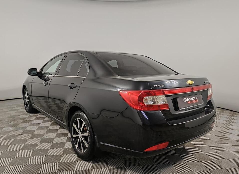 Chevrolet Epica, I Рестайлинг 2.0 MT (143 л.с.)