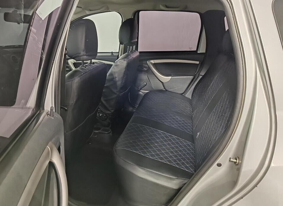 Renault Duster, I 1.6 MT (102 л.с.) 4WD