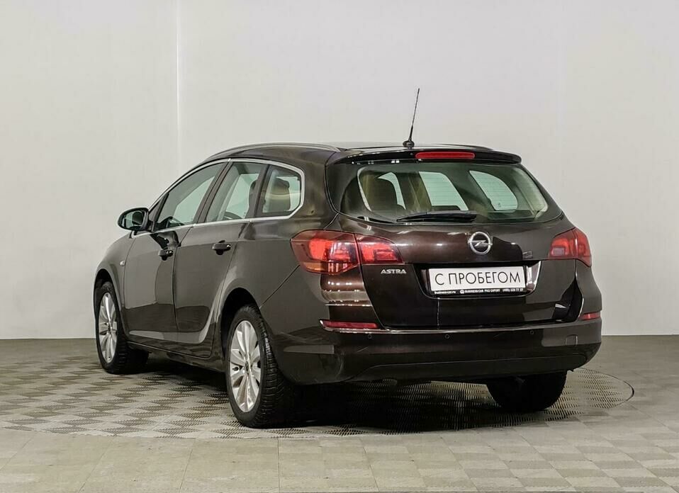 Opel Astra 1.6 AT (115 л.с.)