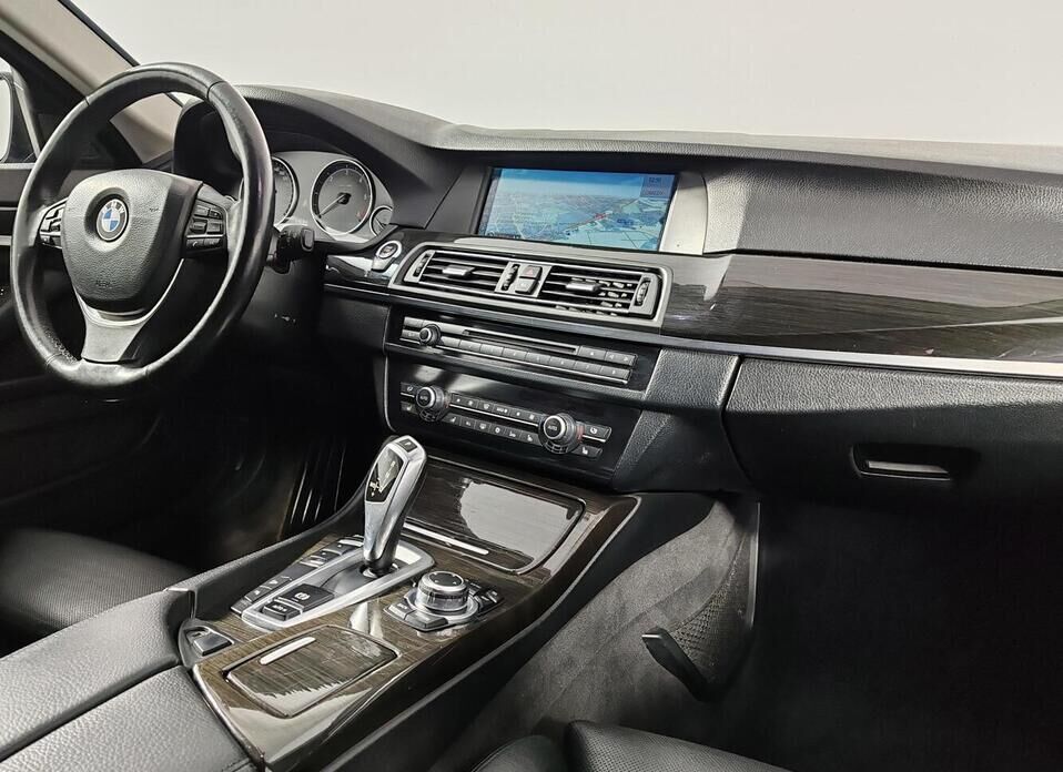 BMW 5 серии, VI (F10/F11/F07) 530d xDrive 3.0d AT (258 л.с.) 4WD