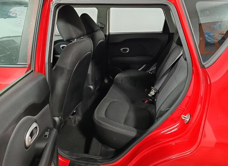 Kia Soul, II Рестайлинг 1.6 AT (124 л.с.)