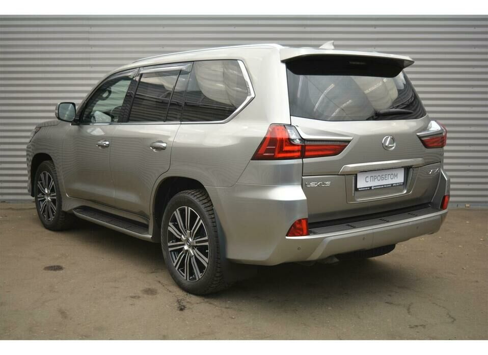 Lexus LX 570 5.7 AT (367 л.с.) 4WD