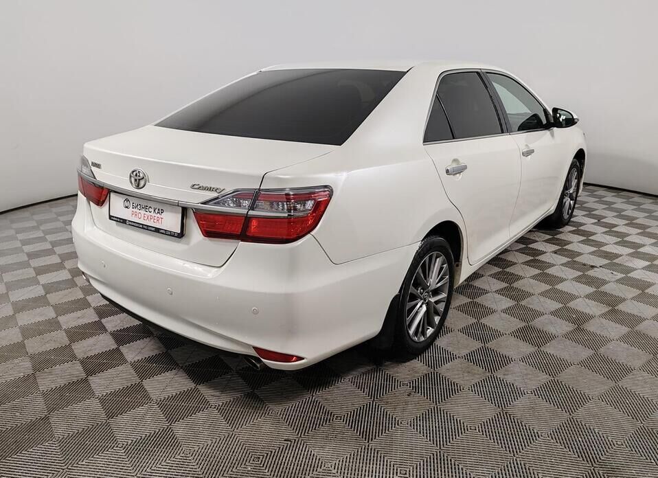 Toyota Camry, VII (XV50) Рестайлинг 2.5 AT (181 л.с.)