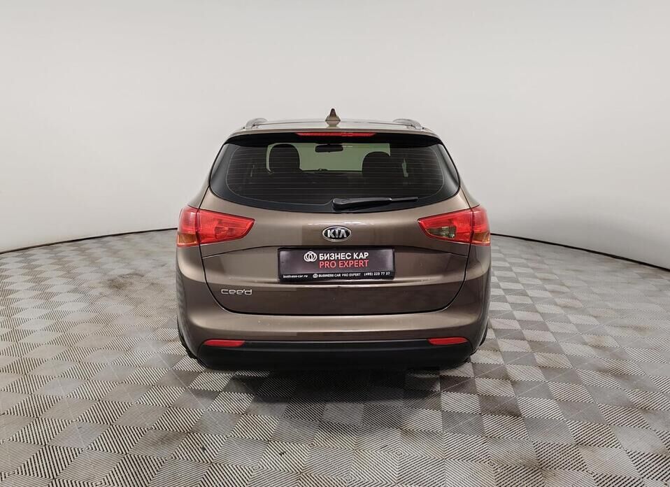 Kia Ceed, II Рестайлинг 1.6 AT (130 л.с.)