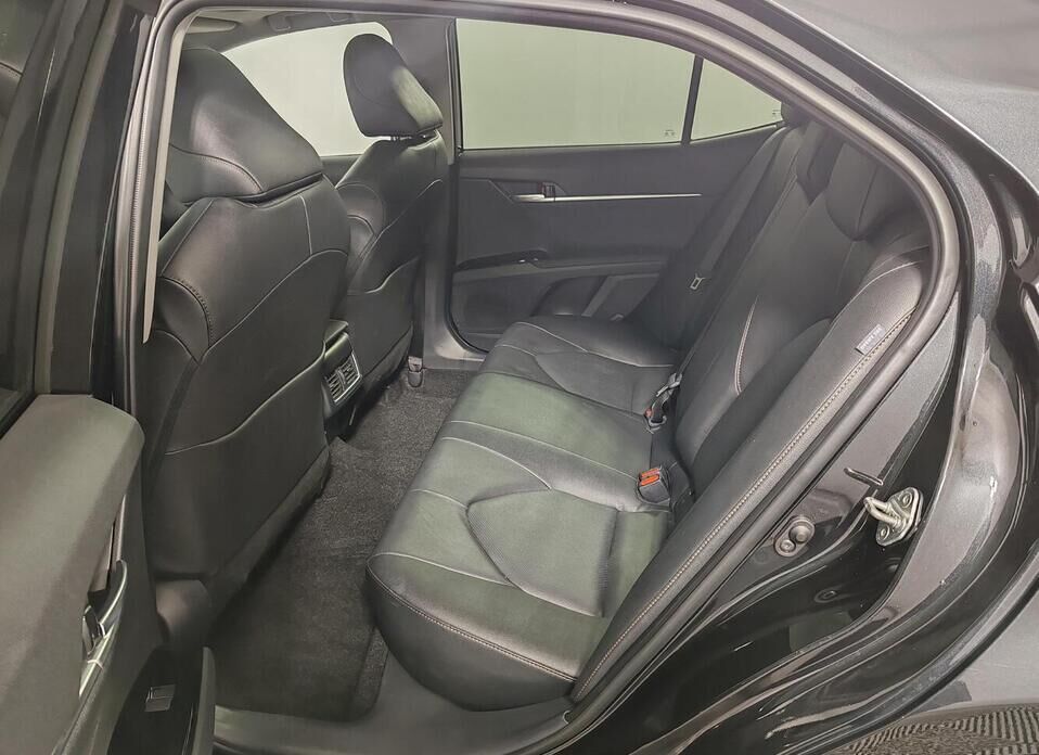 Toyota Camry, VIII (XV70) Рестайлинг 2.5 AT (206 л.с.)