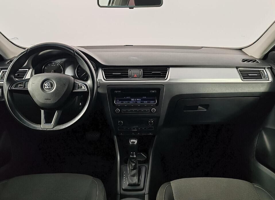 Skoda Rapid 1.6 AT (105 л.с.)