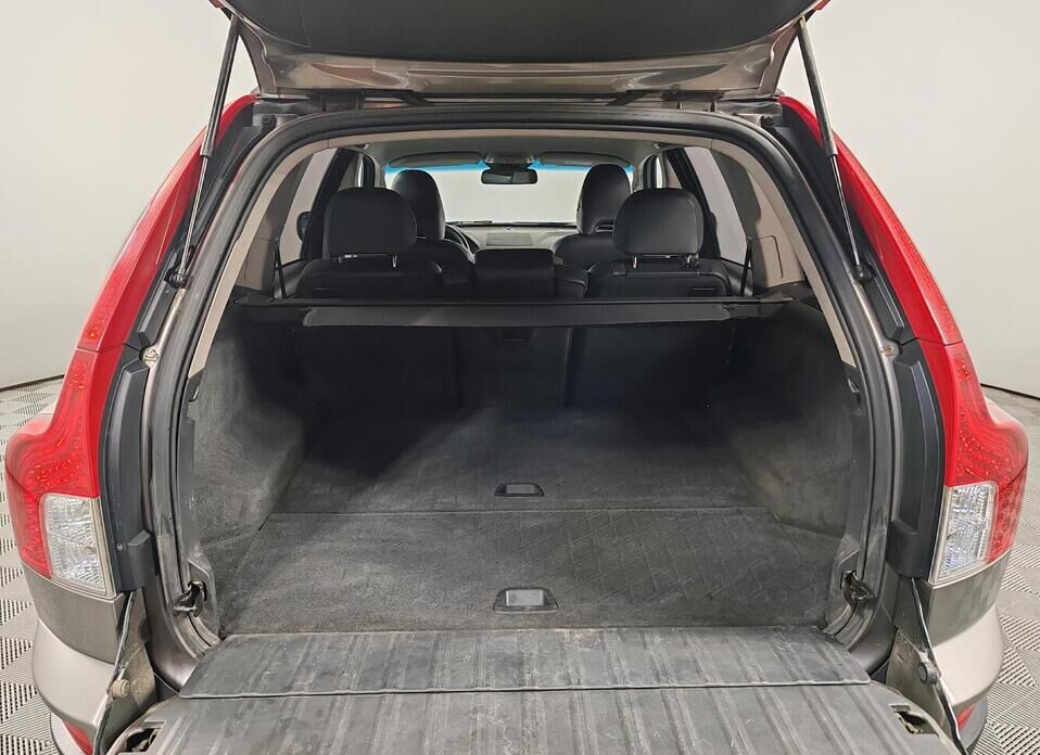 Volvo XC90, I Рестайлинг 2.5 AT (210 л.с.) 4WD