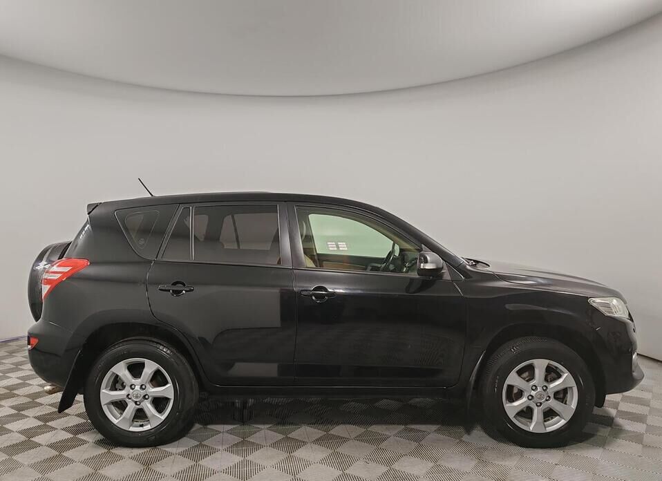 Toyota RAV4 2.0 CVT (148 л.с.) 4WD