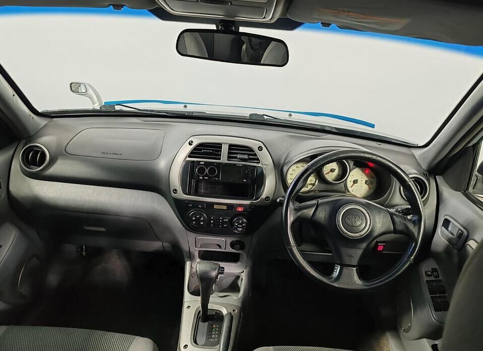 Toyota RAV4, II (XA20) 2.0 AT (152 л.с.) 4WD