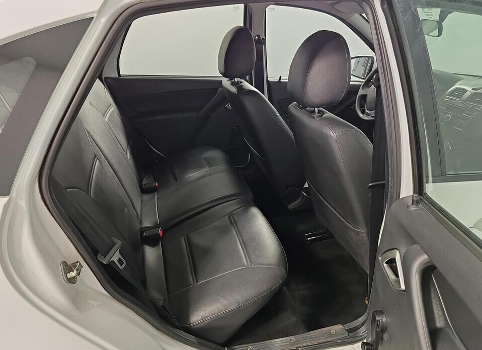 LADA (ВАЗ) Granta, I Рестайлинг 1.6 MT (90 л.с.)