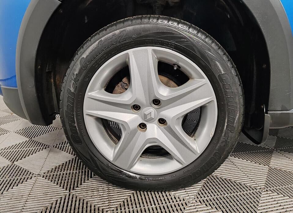 Renault Sandero, II Stepway 1.6 MT (82 л.с.)