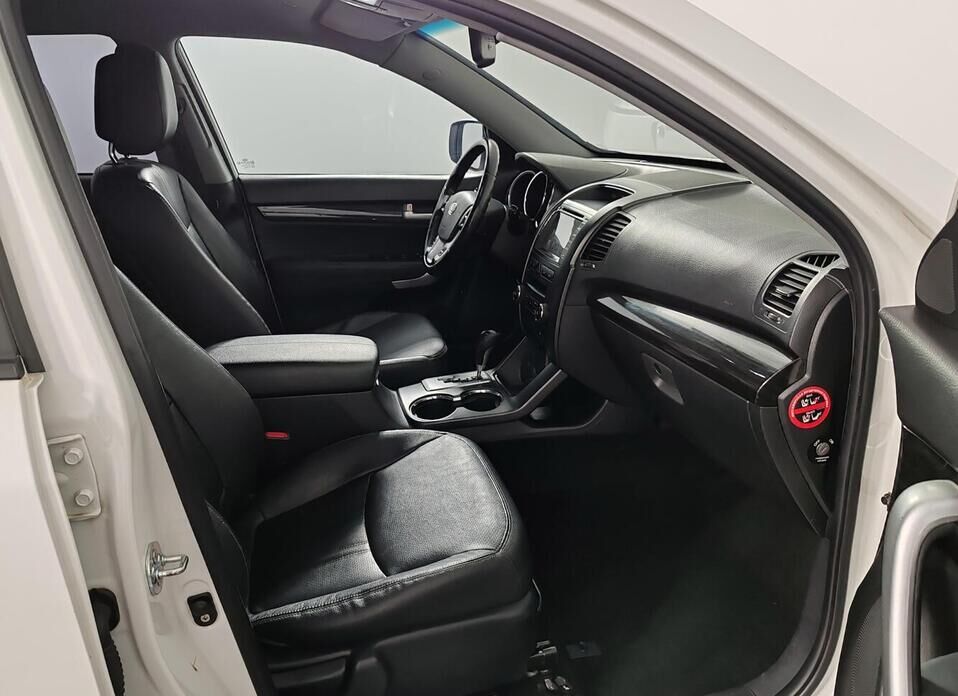 Kia Sorento, II 2.4 AT (175 л.с.) 4WD