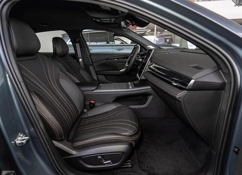 Geely Preface 2.0 AMT (200 л.с.)