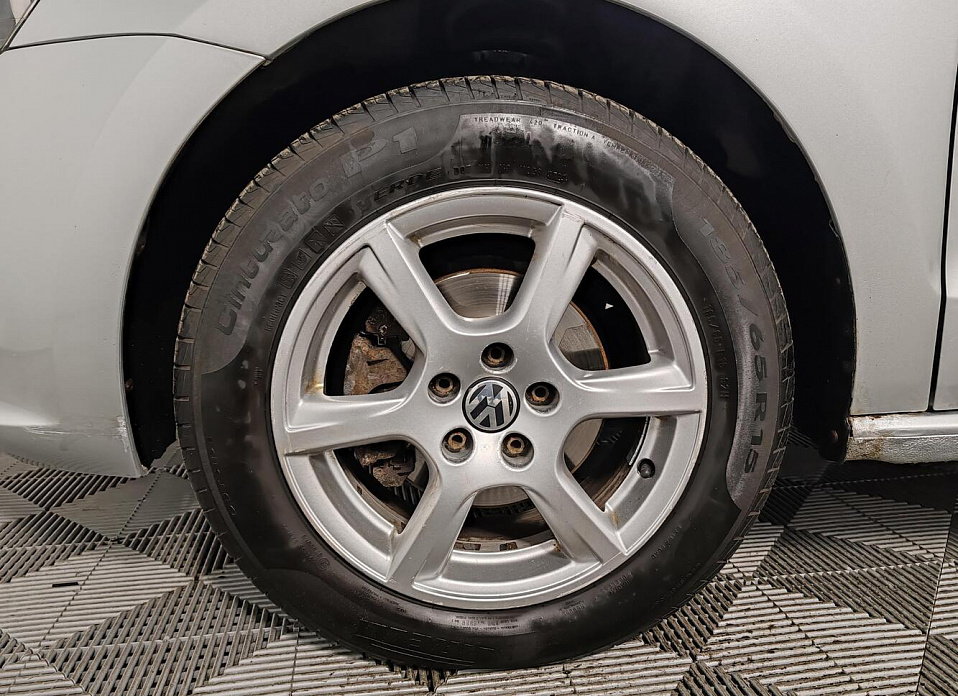 Volkswagen Polo, V 1.6 AT (105 л.с.)