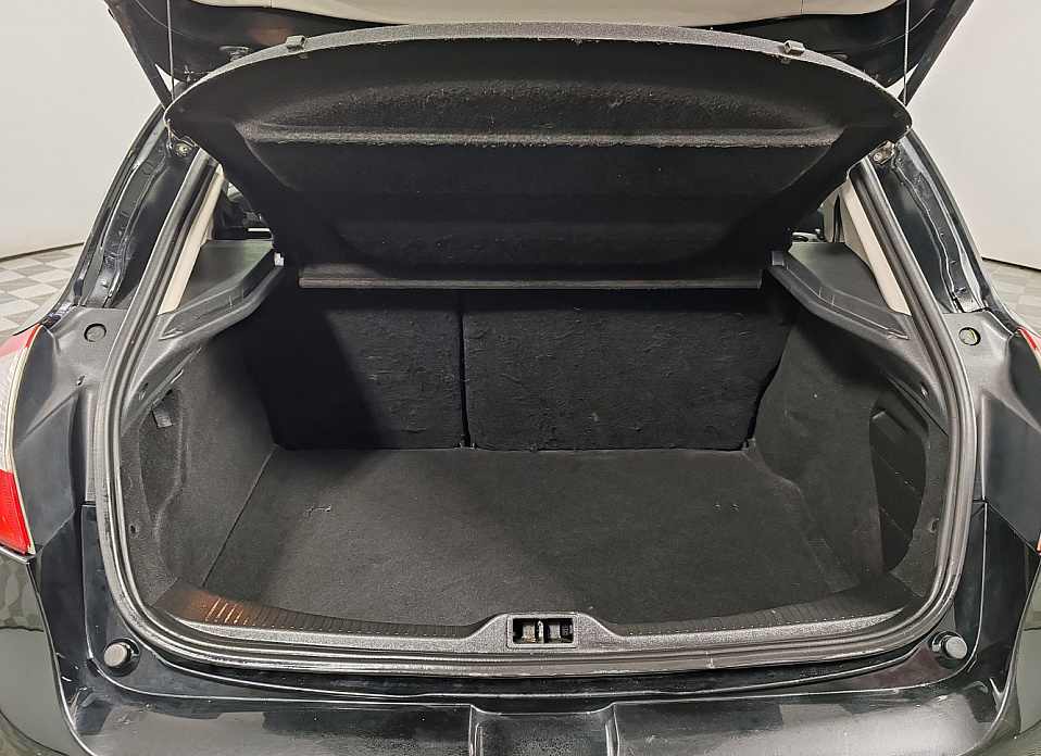 Renault Megane, III Рестайлинг 2 1.6 CVT (114 л.с.)