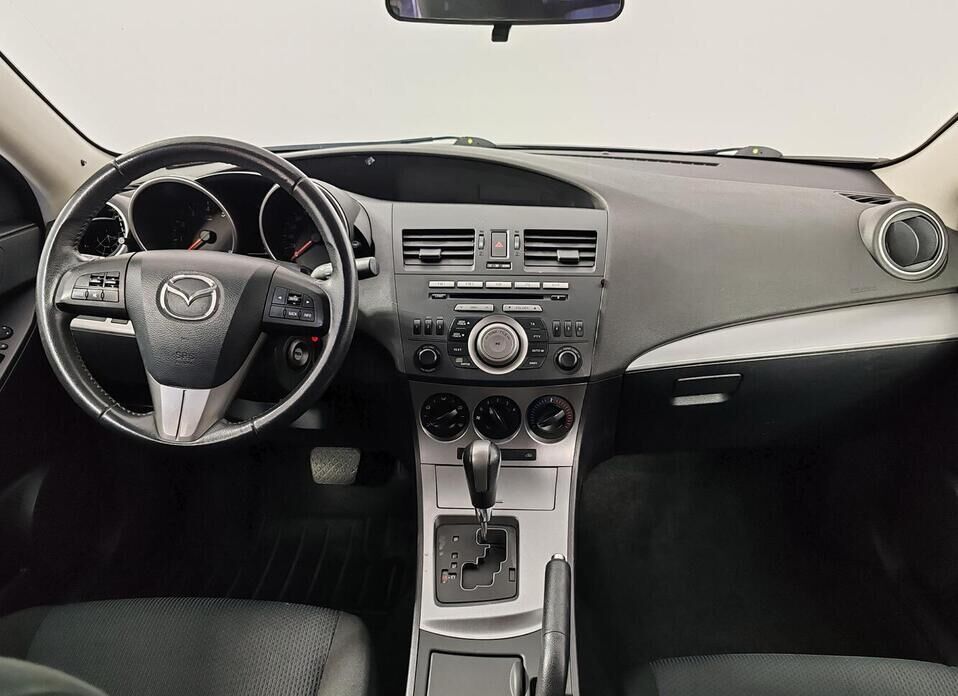 Mazda 3 1.6 AT (105 л.с.)