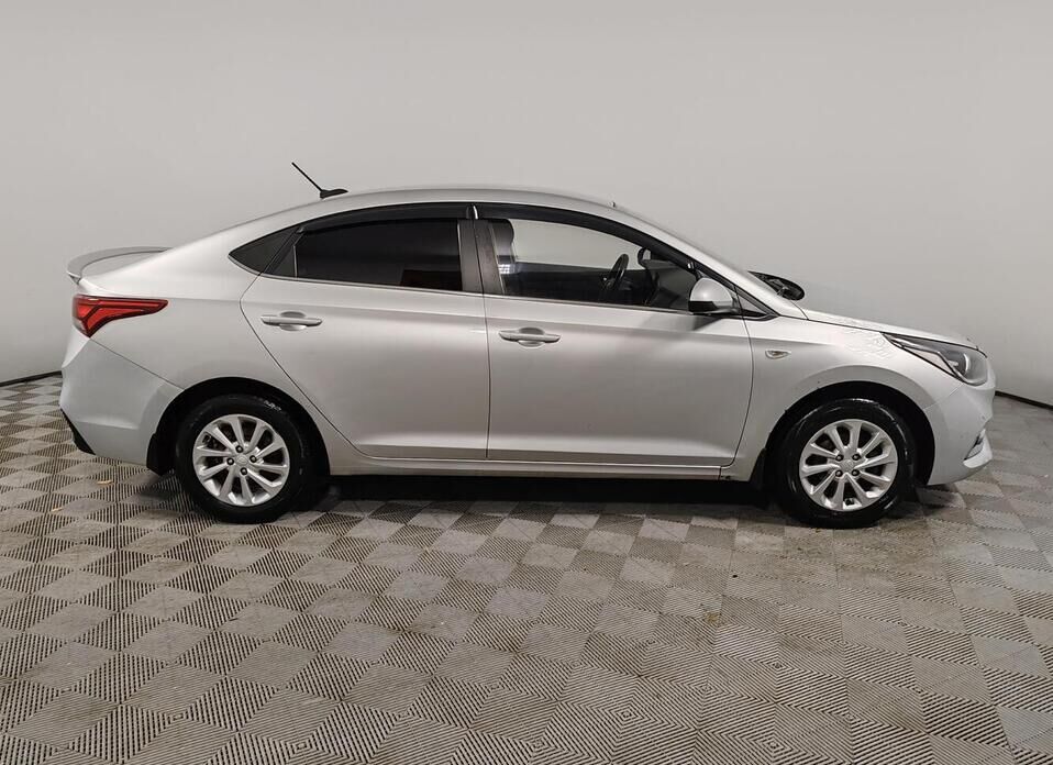 Hyundai Solaris, II 1.6 AT (123 л.с.)