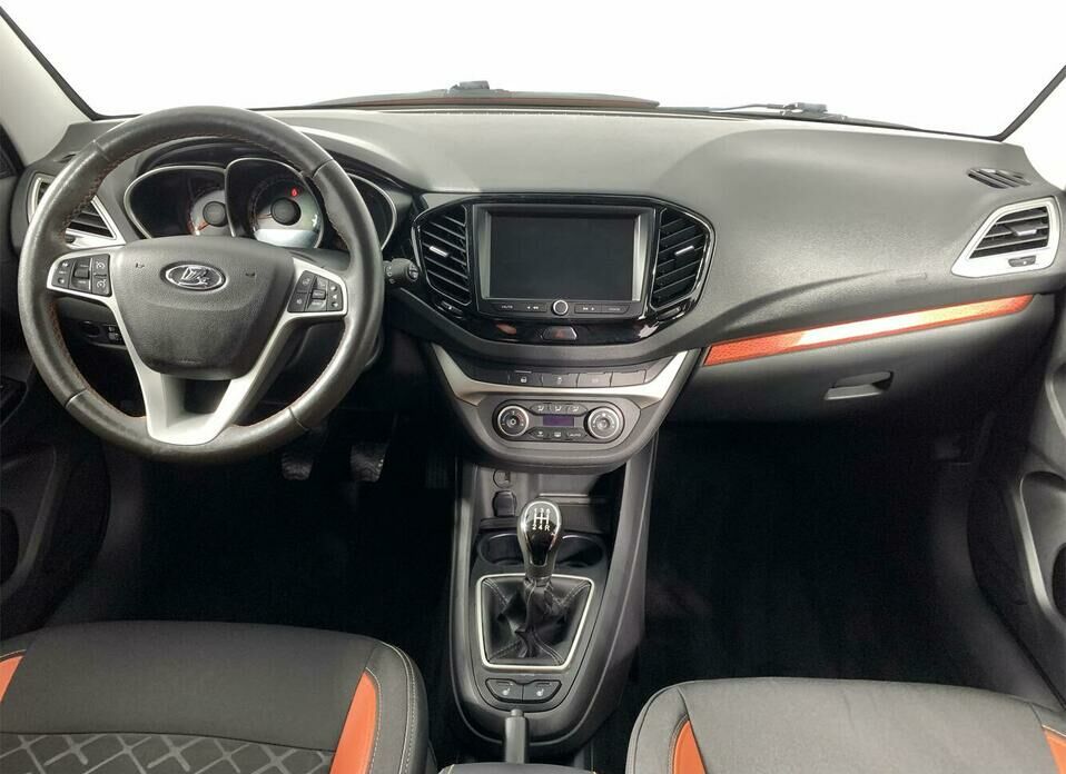 LADA (ВАЗ) Vesta 1.6 MT (106 л.с.)