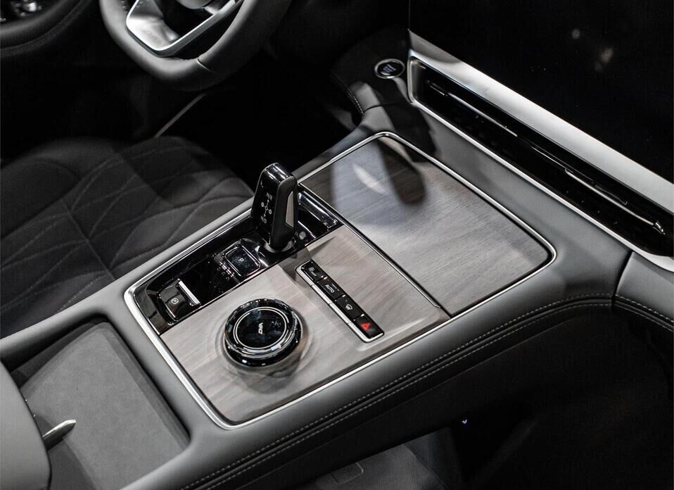 Geely Monjaro, I 2.0 AT (238 л.с.) 4WD