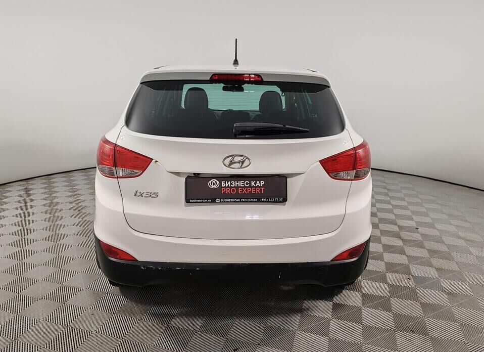 Hyundai ix35 2.0 MT (150 л.с.)