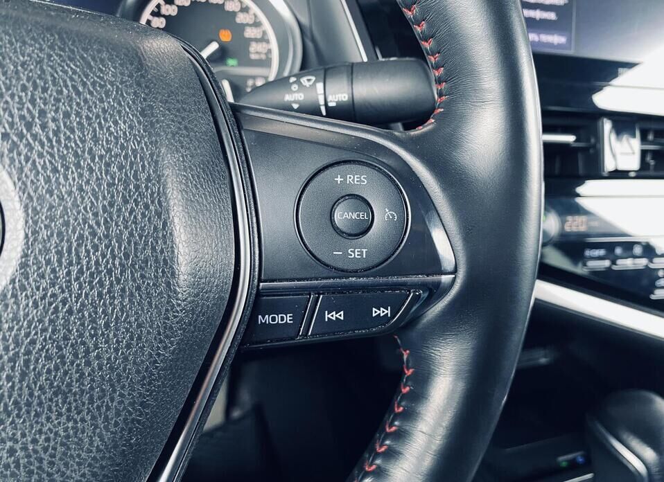 Toyota Camry, VIII (XV70) Рестайлинг 3.5 AT (249 л.с.)