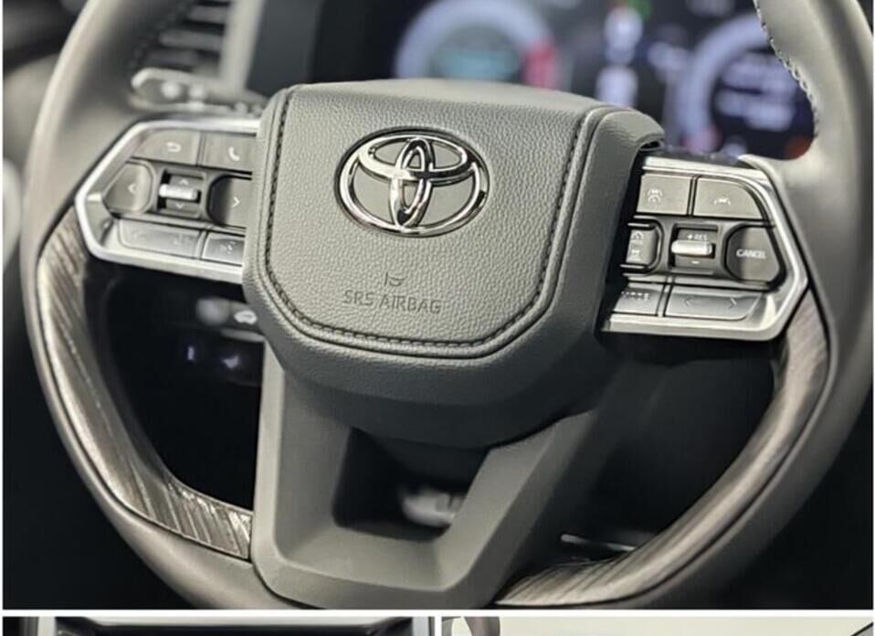 Toyota Land Cruiser, 300 Series 3.3d AT (299 л.с.) 4WD