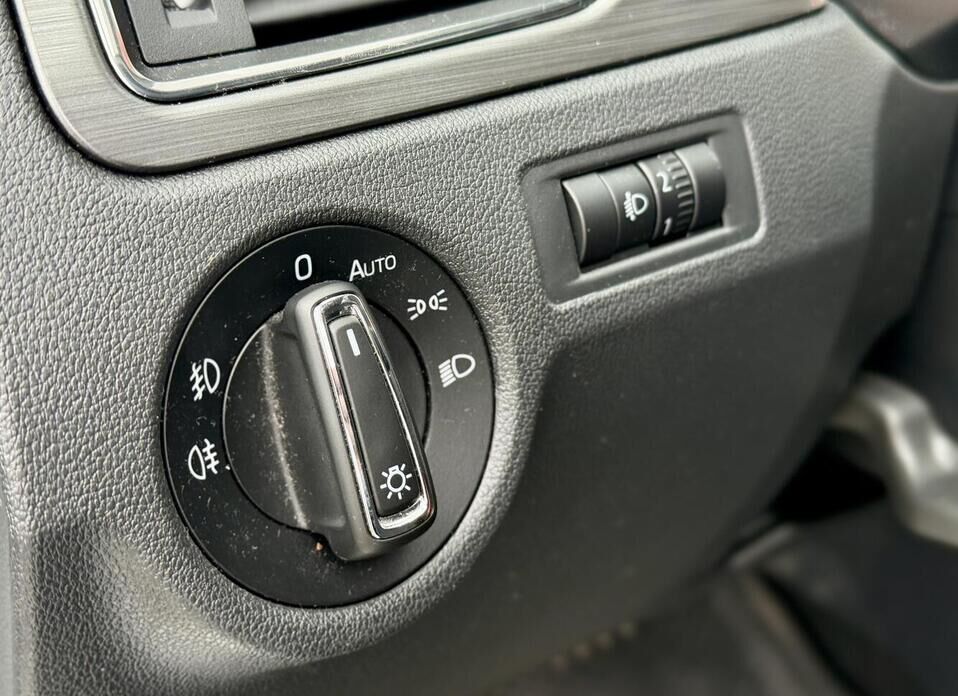 Skoda Rapid, I Рестайлинг 1.4 AMT (125 л.с.)