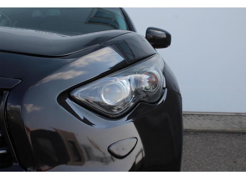 Infiniti FX FX37 3.7 AT (333 л.с.) 4WD