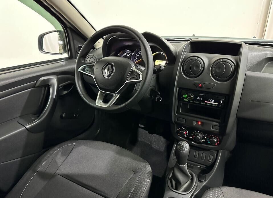 Renault Duster, I Рестайлинг 1.6 MT (114 л.с.)