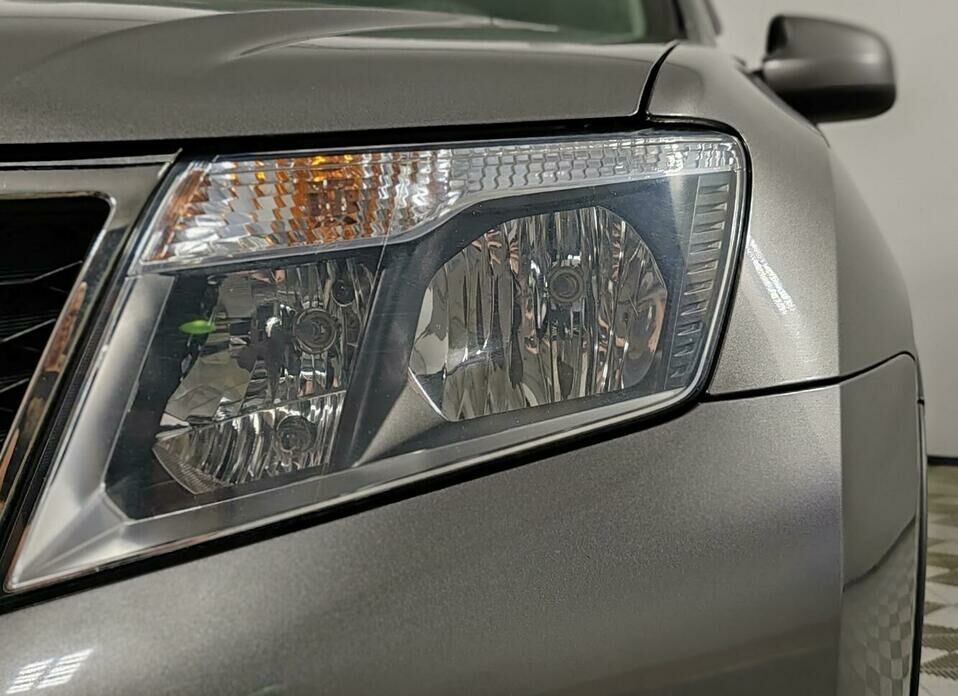 Nissan Terrano 2.0 AT (143 л.с.) 4WD