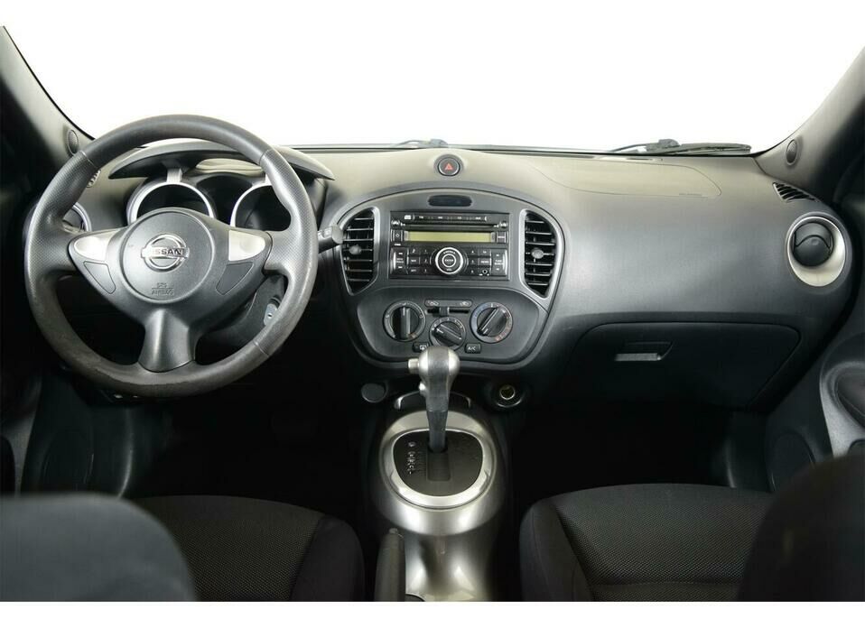 Nissan Juke 1.6 CVT (117 л.с.)