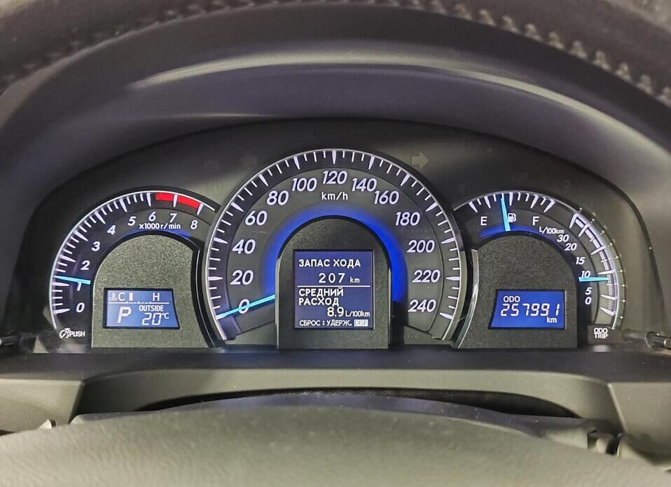 Toyota Camry, VII (XV50) 2.5 AT (181 л.с.)