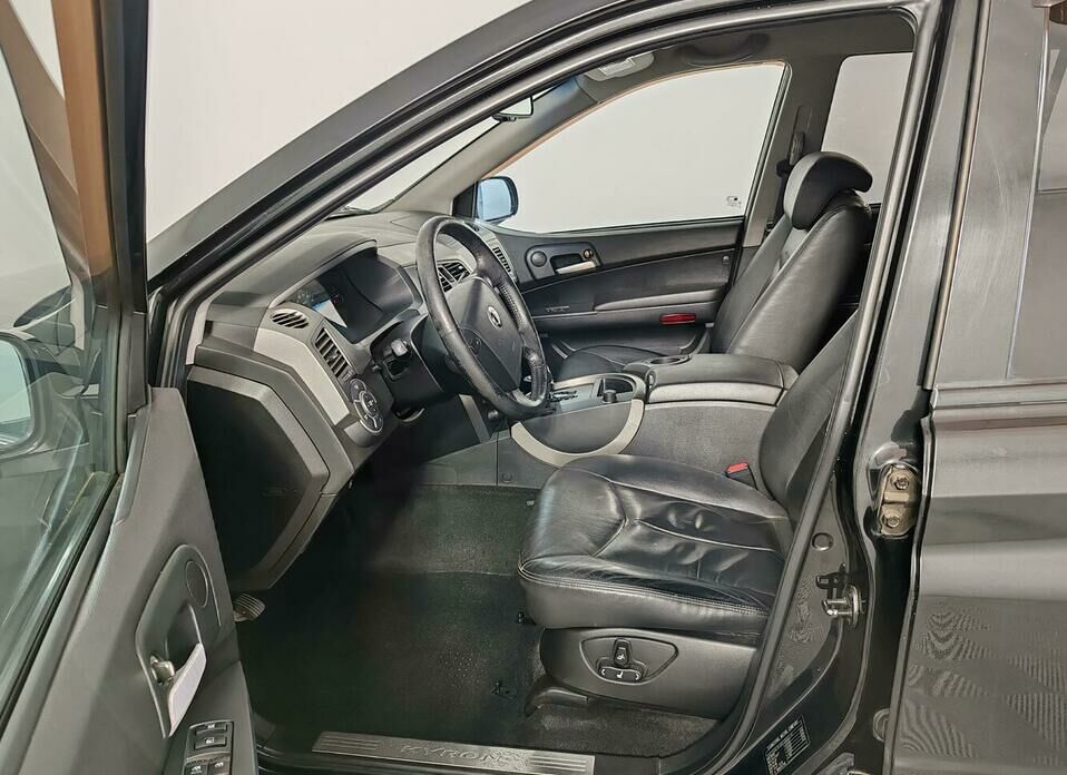 SsangYong Kyron 6-speed 2.0d AT (141 л.с.) 4WD