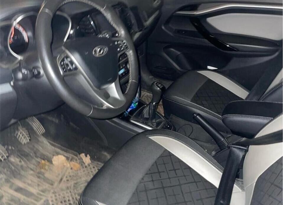 LADA (ВАЗ) Vesta, I SW Cross 1.6 MT (106 л.с.)