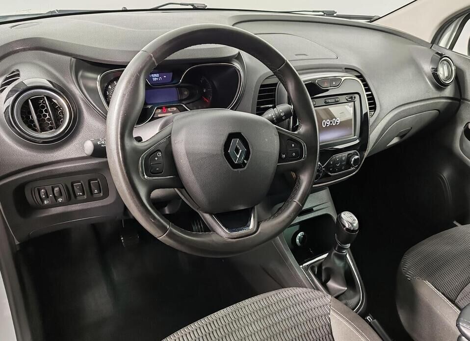 Renault Kaptur, I 2.0 MT (143 л.с.) 4WD