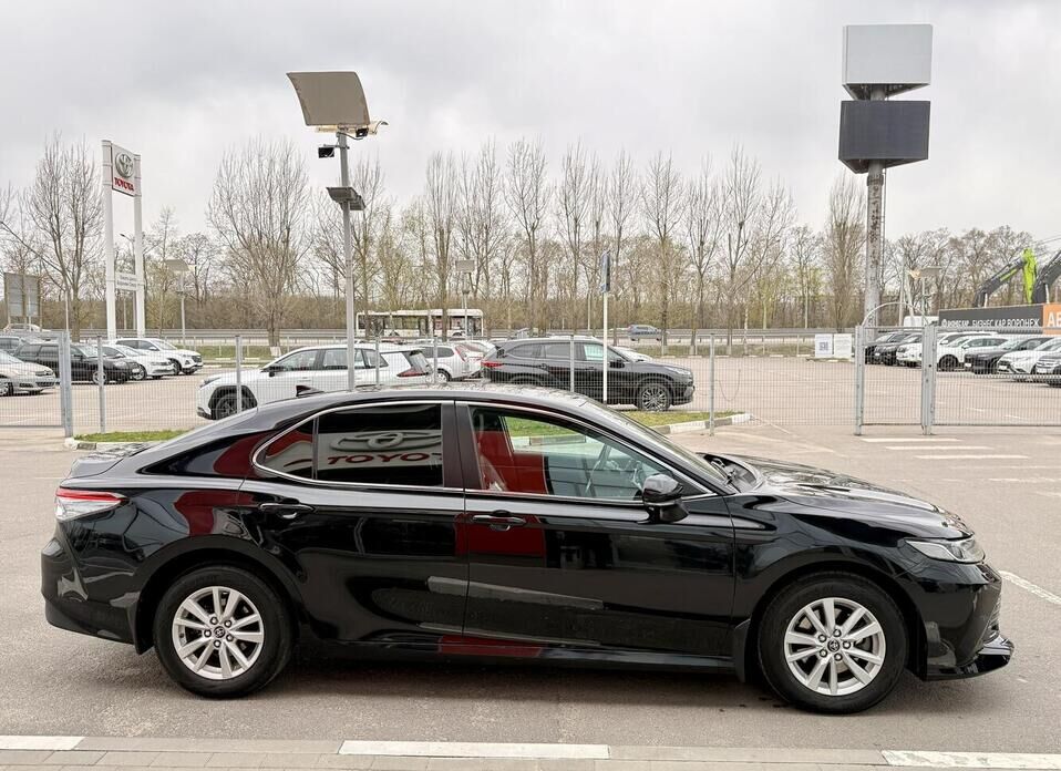 Toyota Camry, VIII (XV70) 2.5 AT (181 л.с.)